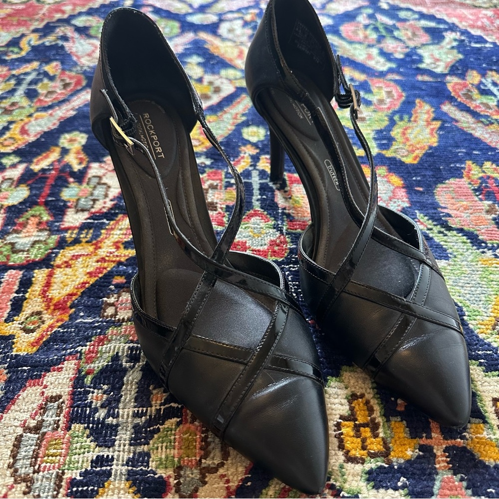 Rockport Total Motion Black Heels